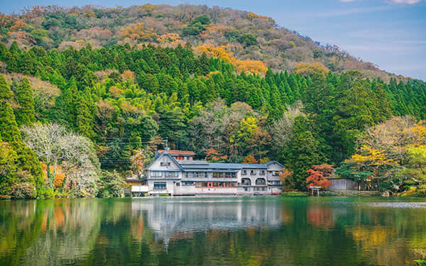 国家发改委等部门：加强高校学生宿舍建设